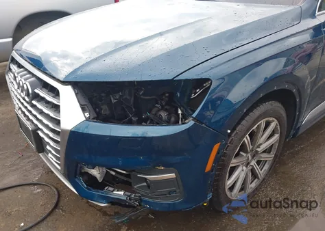 2018 Audi Q7 3.0T Premium из США, поврежденный, VIN WA1VAAF76JD043906